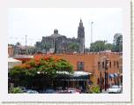 Cuernavaca - La catedral desde el Palacio de Corts