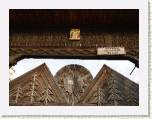 Maramures. Puertas de entrada al recinto de la iglesia de Botiza.